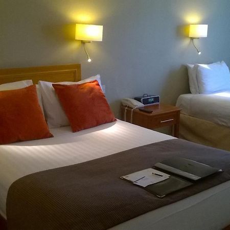 Best Western The Rose & Crown Hotel Colchester Extérieur photo