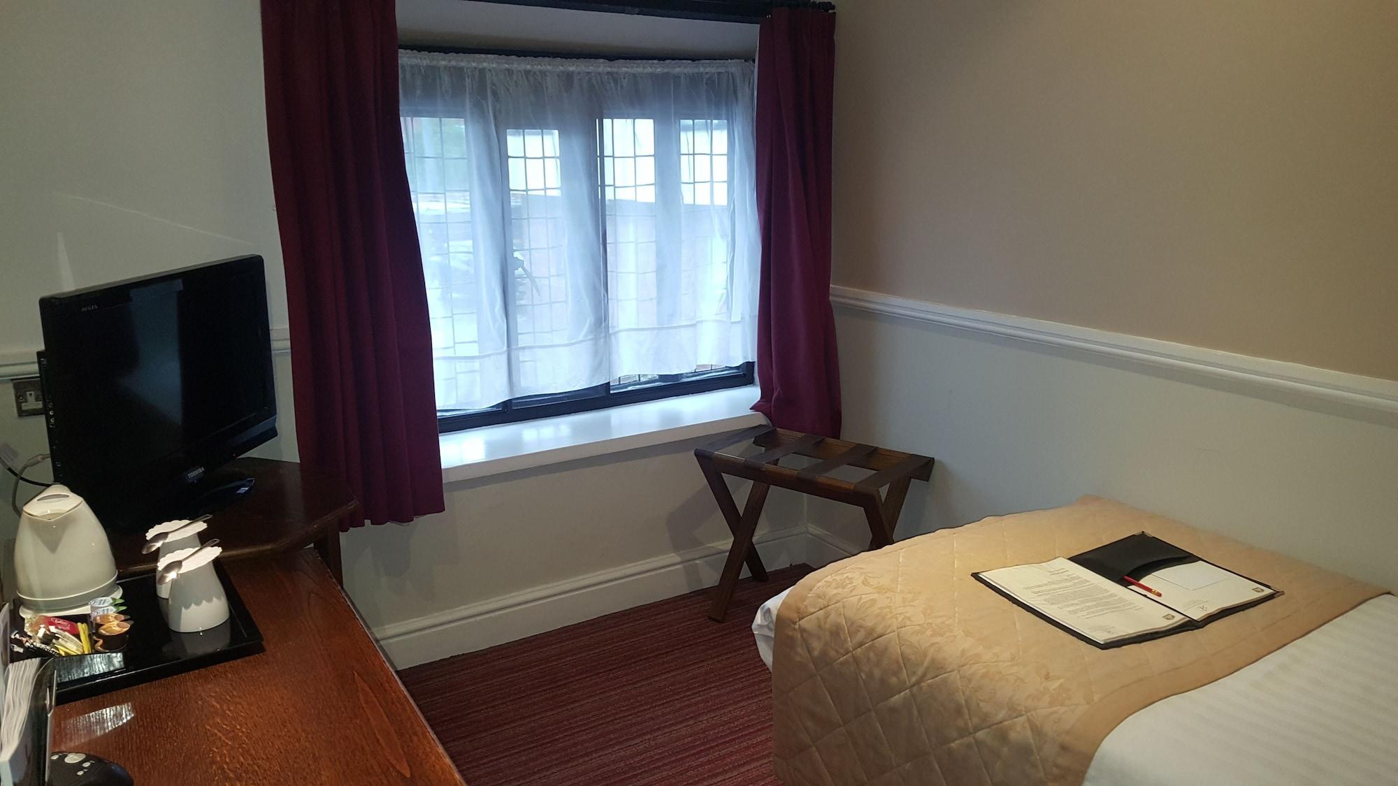 Best Western The Rose & Crown Hotel Colchester Extérieur photo