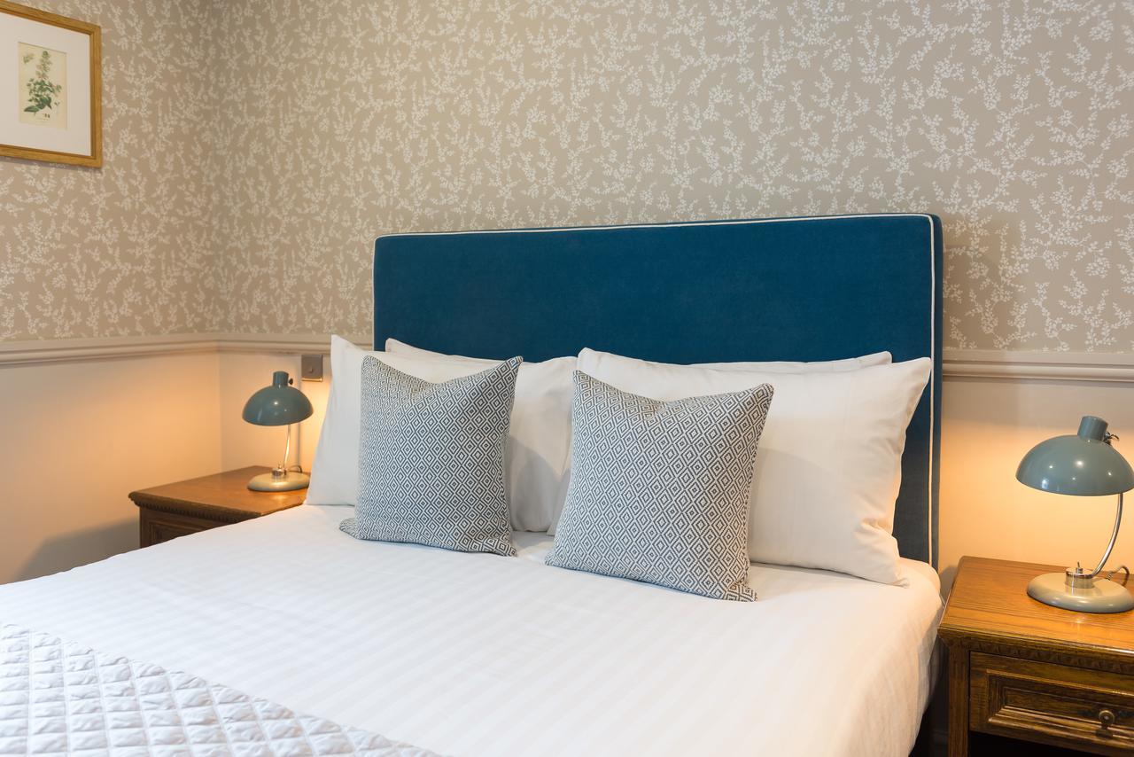 Best Western The Rose & Crown Hotel Colchester Extérieur photo