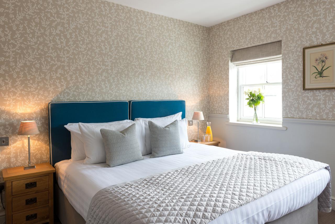 Best Western The Rose & Crown Hotel Colchester Extérieur photo
